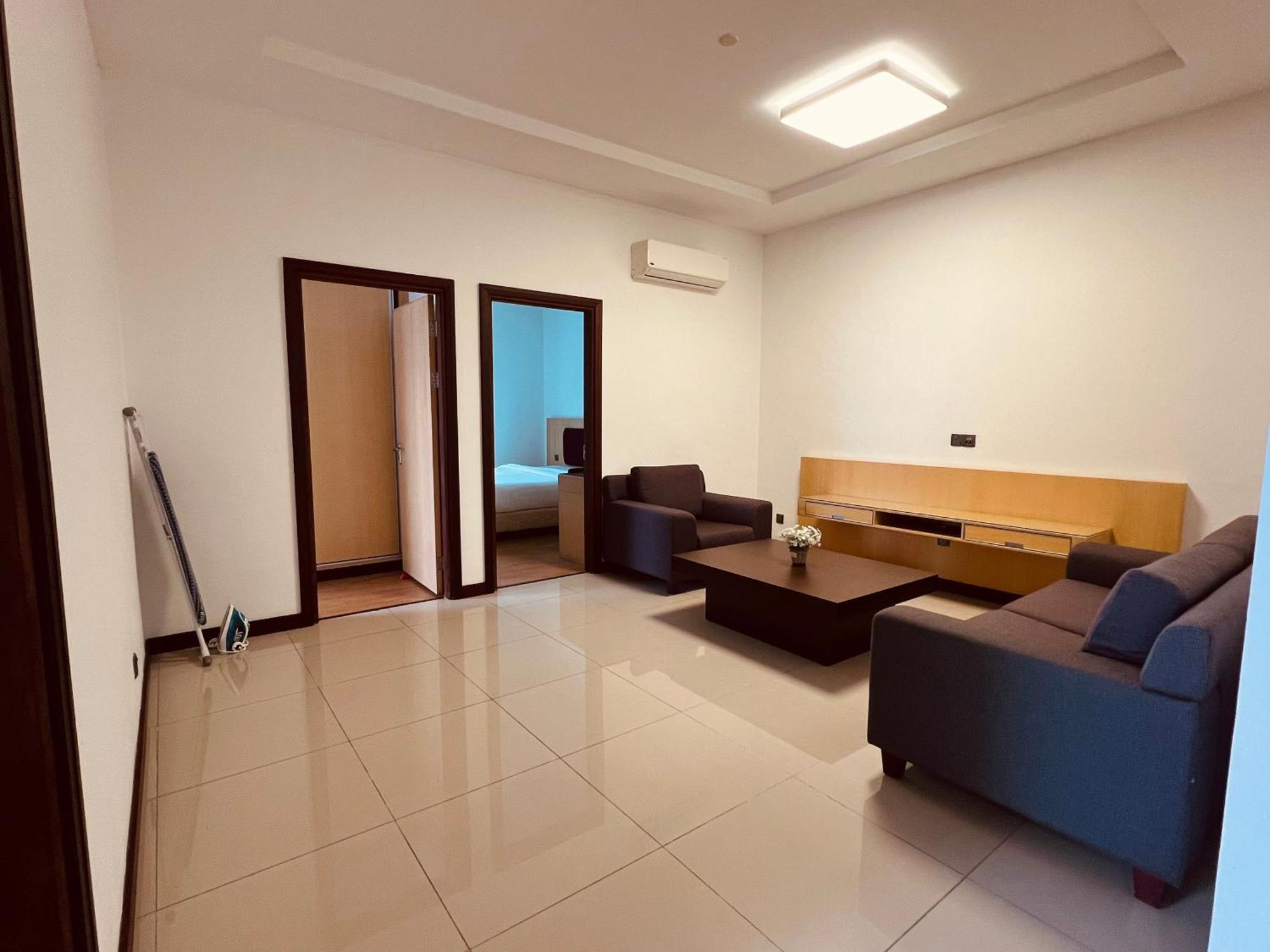 Imperial Grand Suite Apartment Кучинг Экстерьер фото